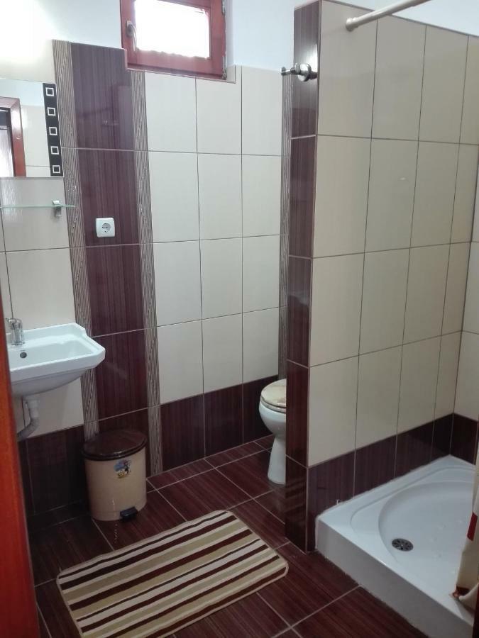 Kalotaszeg Vendeghaz Hotel Izvoru Crisului Екстериор снимка